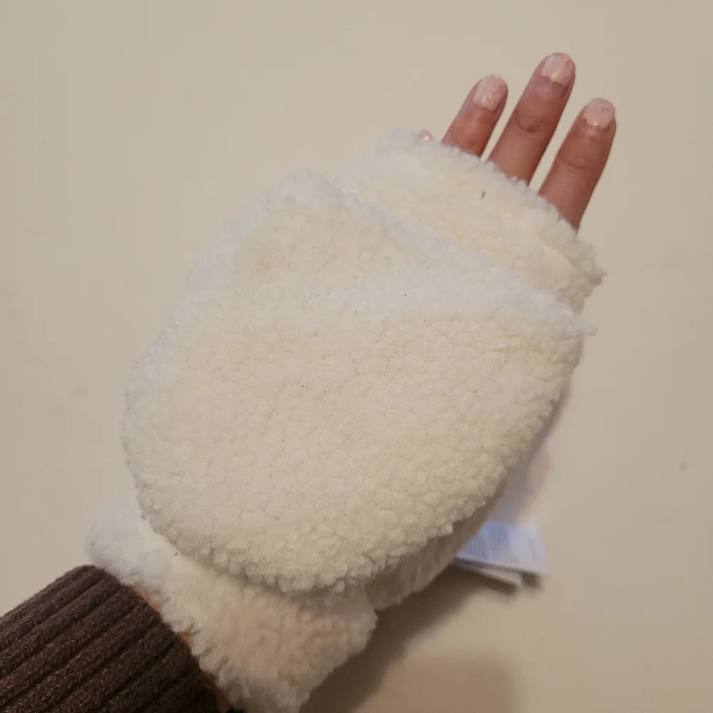 UGG Faux Sherpa/leather‎ Flip Mittens NWT L/XL Rare Skiing Outdoors Cold Weather